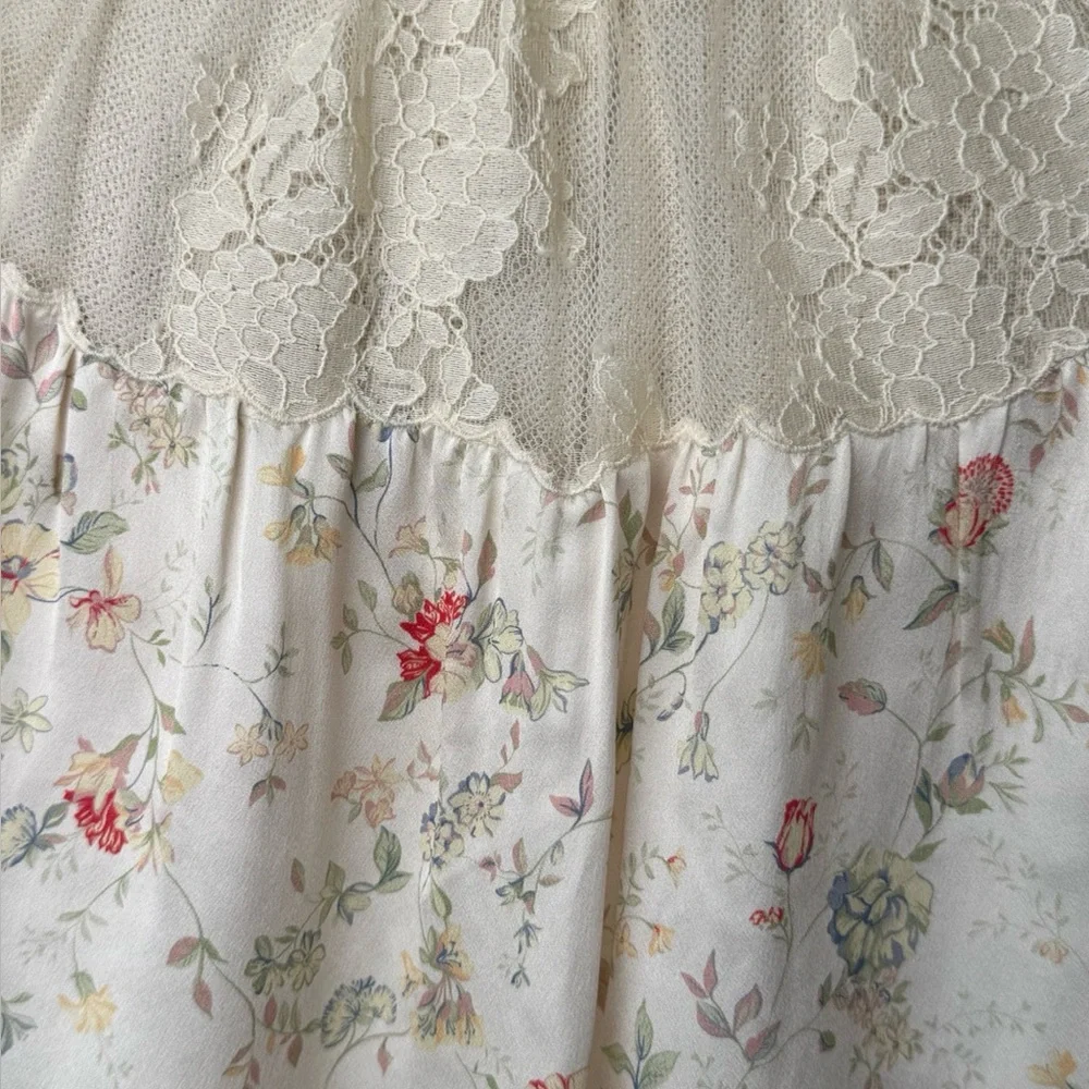 Doen Cream Floral Puff-Sleeve Blouse with Yellow Tie